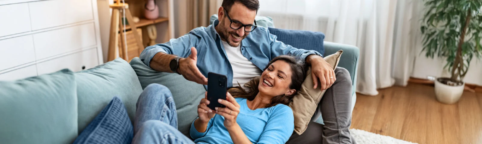 Te hacemos la vida más fácil con reembolsos por WhatsApp
