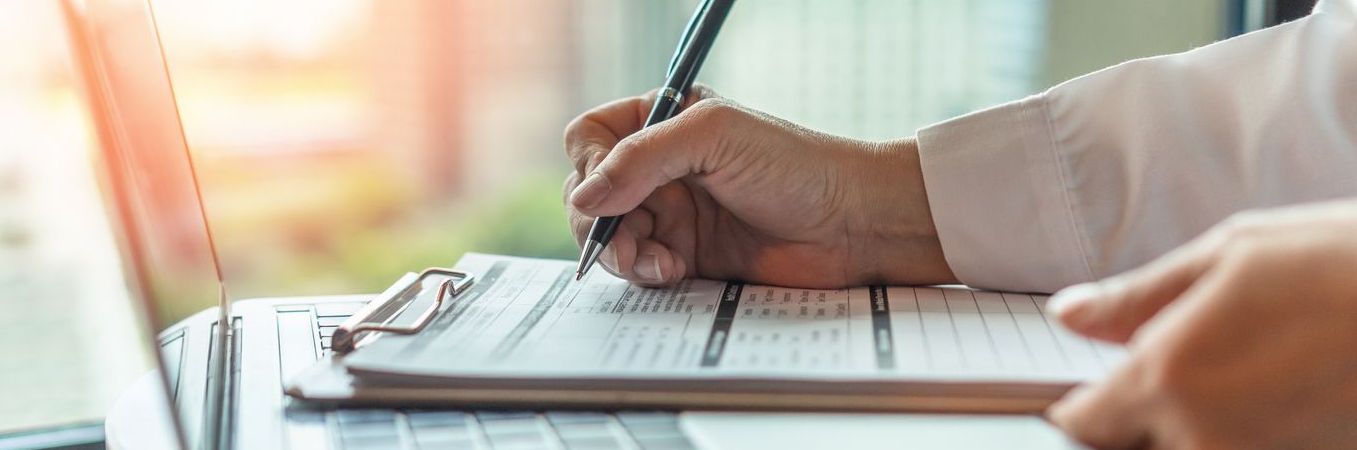 ¿En qué consiste el proceso de adecuación de planes de Isapre?